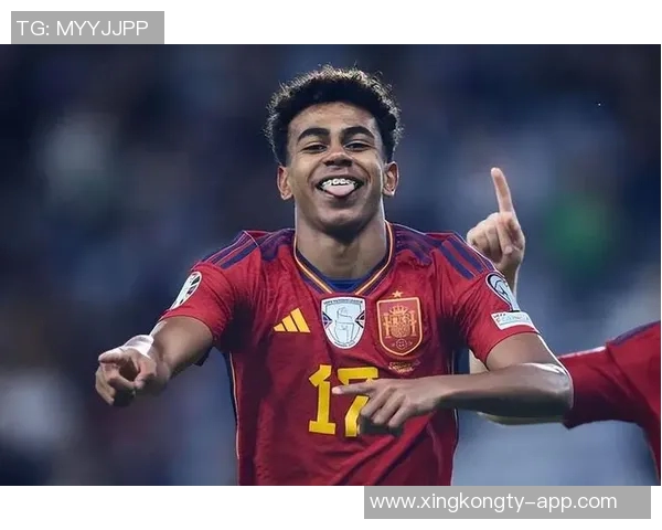 足球场上的球星英姿与精彩瞬间展现：足球技艺与比赛魅力全方位解析